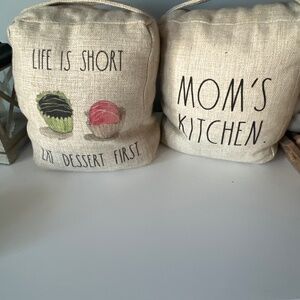 RAE DUNN | MOM’S KITCHEN Door Stopper Sack